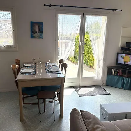 Ferienhaus Maison 2 Pieces Avec Mezzanine Proche Mer, Piscine Chauffee Et Tennis - - Fr-1-224a-68